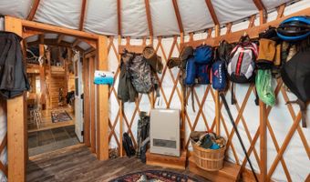 72 E FORK BIG SANDY Rd, Boulder, WY 82923