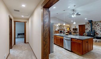 10570 E FAR CRY Rd, Athol, ID 83801