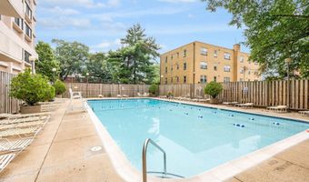 4141 N HENDERSON Rd 805, Arlington, VA 22203