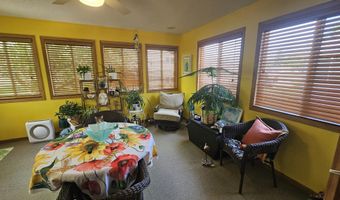 512 W Melgaard Rd, Aberdeen, SD 57401