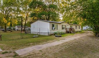 919 E Polk Ave, Arkansas City, KS 67005