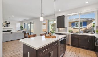 6654 Peregrine Pl, Carlsbad, CA 92011