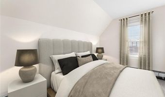 2 Chilton St, Bristol, RI 02809