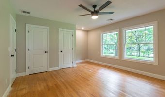 575 North St, Agawam, MA 01030