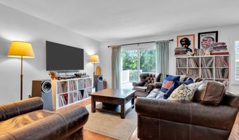 15 Old Mill Ct, Belmar, NJ 07719