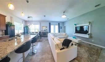 902 GRAND HILLTOP Dr, Apopka, FL 32703