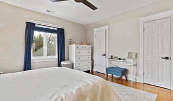 2347 S ARLINGTON RIDGE Rd, Arlington, VA 22202