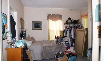 27 Westminster Ter, Rockingham, VT 05101