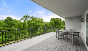 110 Farrar Dr, Aurora, IN 47001