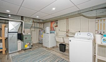 5 Kakely St, Albany, NY 12208