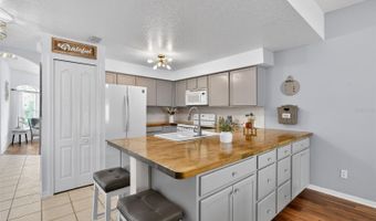 692 SEABROOK Ct 101, Altamonte Springs, FL 32714