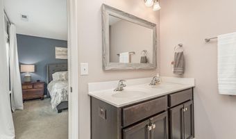 823 Richmont Grove Ln, Apex, NC 27523