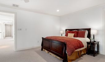 64 Sterling Pl, Bow, NH 03304