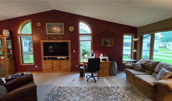 2145 Kenneth Dr, Albert Lea, MN 56007