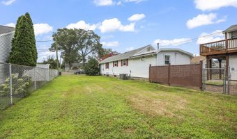 17 Cedar Ave, North Middletown, NJ 07748