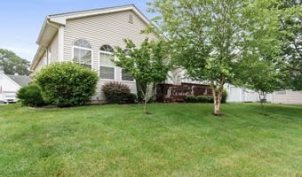 28 Jumping Brook Ln, Barnegat, NJ 08005