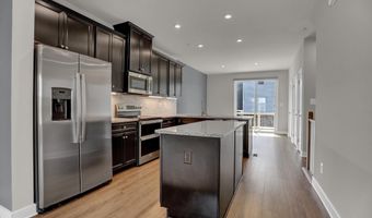 1927 FOUR ROSES St, Baltimore, MD 21222