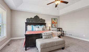 4212 Parkview Ln, Anoka, MN 55303