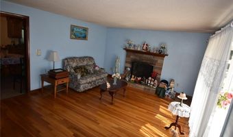3 Grant St, Attleboro, MA 02703