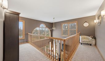 4212 Devonshire Ct, Akron, OH 44321