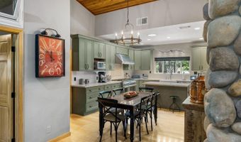 1641 Meadowview Rd, Arnold, CA 95223