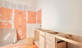 34 Smart Ln, Bella Vista, AR 72715