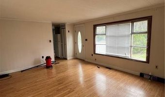 9 Torch Ln, Coventry, RI 02816