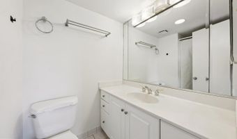 307 YOAKUM Pkwy #519, Alexandria, VA 22304
