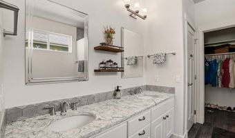 147 Ironwood Dr, Blanchard, ID 83804