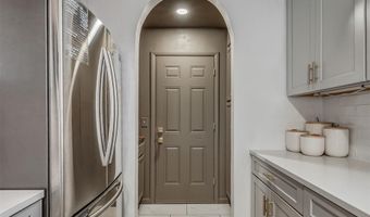 3008 N Tropicana Ave, Bethany, OK 73008