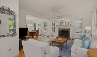 7 Clay St, Newport, RI 02840