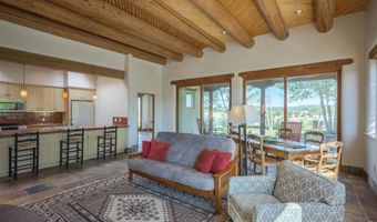 265 Hondo Seco Rd, Arroyo Seco, NM 87514