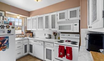 1906 E 21ST St, Cheyenne, WY 82001