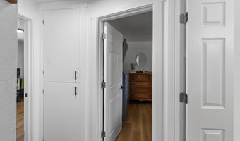 2681 D St, Springfield, OR 97477
