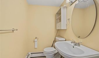 15 Atlantic Ave, North Providence, RI 02904