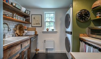 13 Prospect St, Canaan, CT 06031