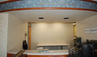 5 Lions Dr, North Liberty, IA 52317