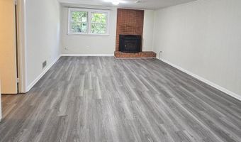 8925 FALLING CREEK Ct, Annandale, VA 22003