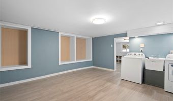 2703 Burham St, Airville, PA 15203