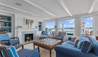 19 Defenders Row 19, Newport, RI 02840