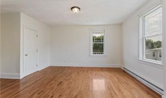 11 Roosevelt St 3R, North Providence, RI 02904