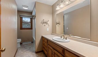 2405 N ERB St, Appleton, WI 54911