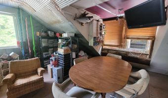 910 16th St, Auburn, NE 68305