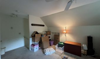80 Baldwin Dr, Bangor, ME 04401