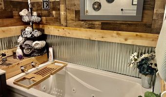 1718 N Socony St, Augusta, KS 67010