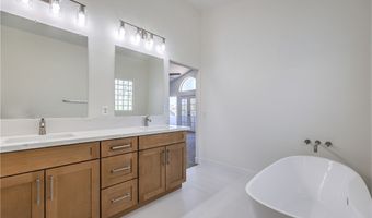 5152 Forest Oaks Dr, Las Vegas, NV 89149