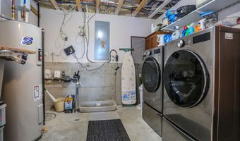 1016 SW 16th Ave, Aberdeen, SD 57401