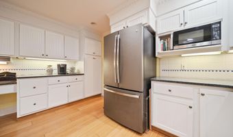 13 Holly Hill Dr, Amherst, NH 03031