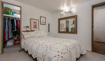 25454 PERKINS Rd, Veneta, OR 97487