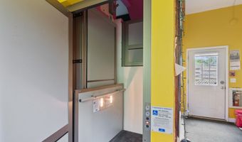 226 Manhattan Dr, Burlington, VT 05401